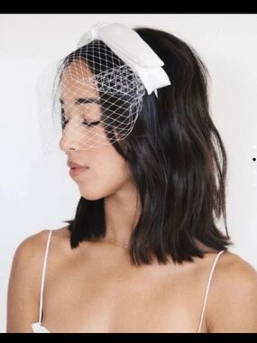 Kristen Ess The Veil Headband In Bright White NEW IN BOX SEALED